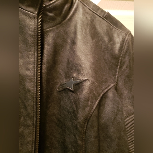 Alpinestars motorcycle jacket - Picture 4 of 11